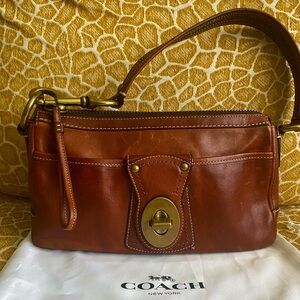 Vintage Coach shoulder bag